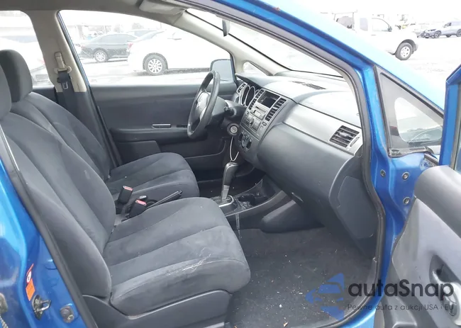 3N1BC13E07L371544: 42228269