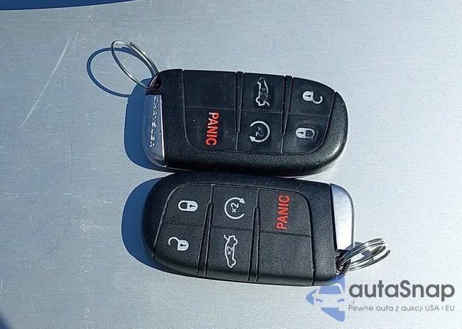 2C3CCAKT2DH665439: 42228377