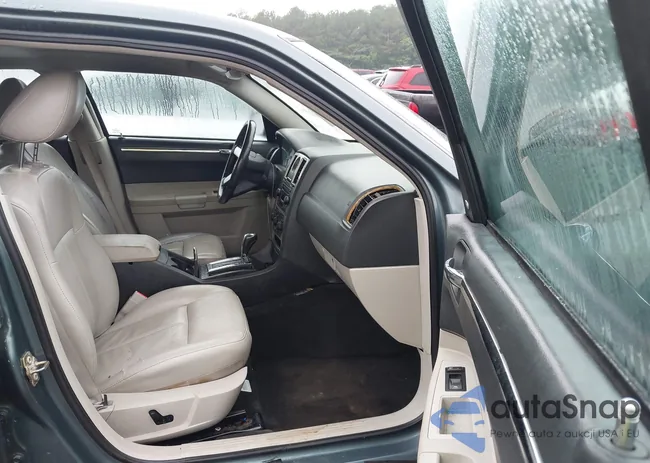 2C3KA53G26H127935: 42229703