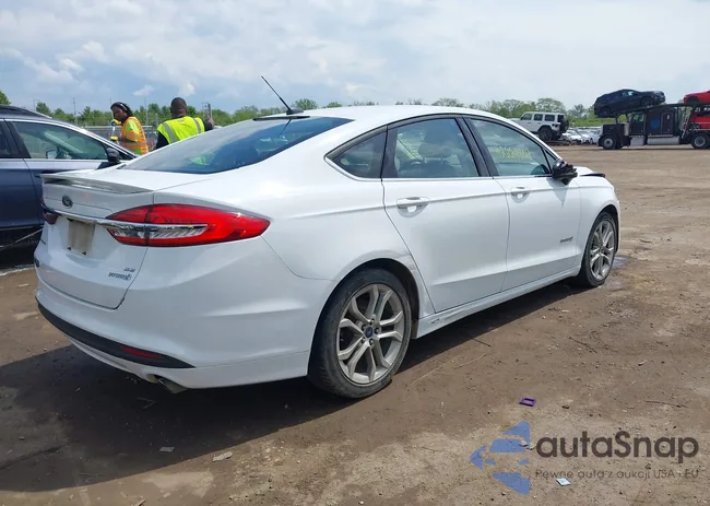 3FA6P0LU0HR217389: 42229909