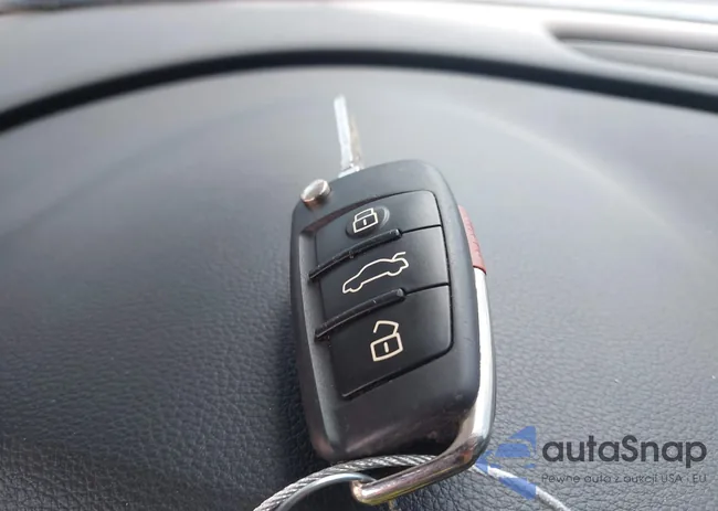 WAUACGFF4F1115944: 42230387