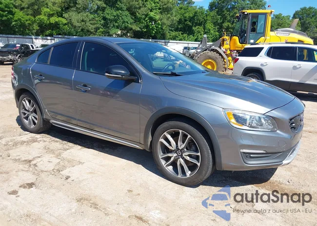 YV4612UM0G2000284: 42230451