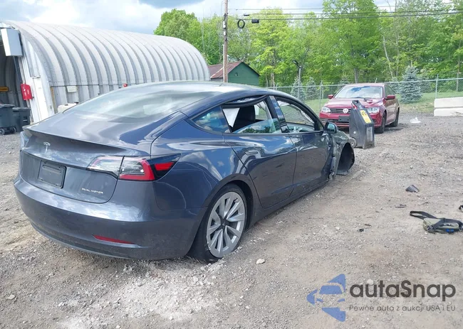 5YJ3E1EB2NF119675: 42230587