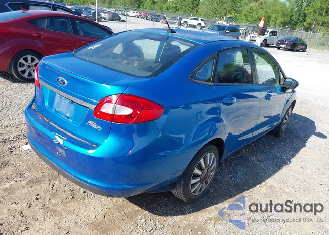 3FADP4BJ8DM176359: 42230647