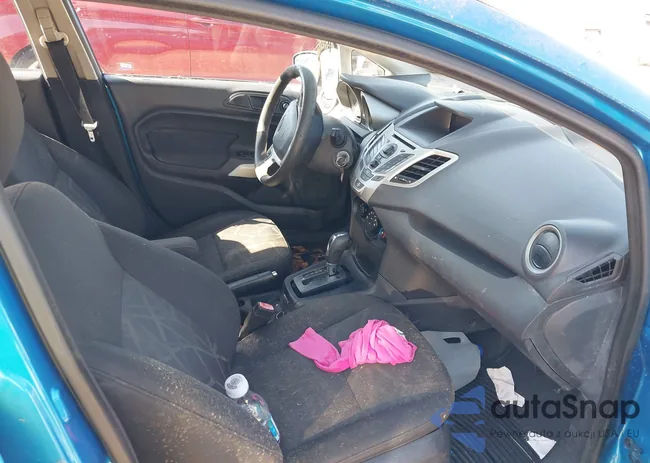 3FADP4BJ8DM176359: 42230647