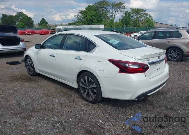 1N4AL3AP5HC193030: 42230730