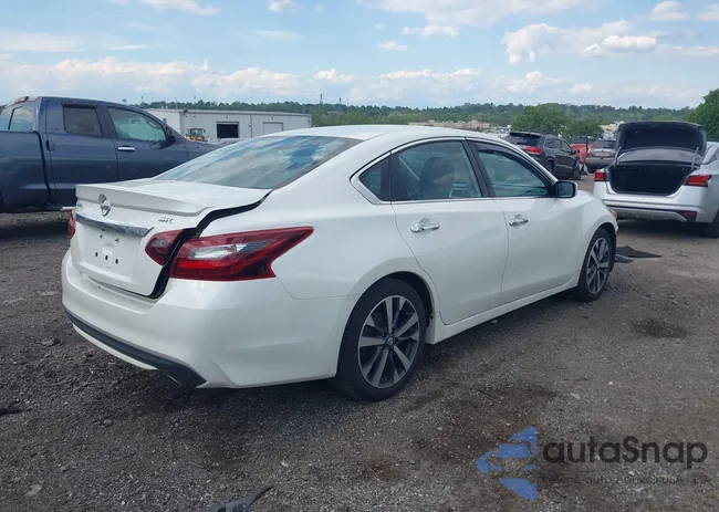 1N4AL3AP5HC193030: 42230730