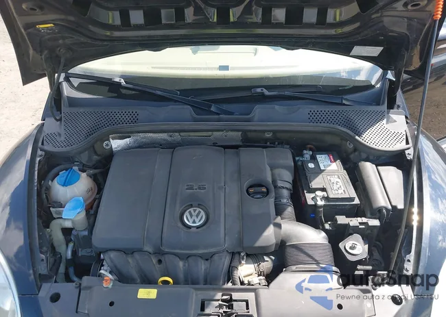 3VW5X7AT5DM831867: 42230853