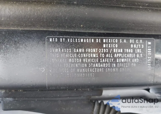 3VW5X7AT5DM831867: 42230853