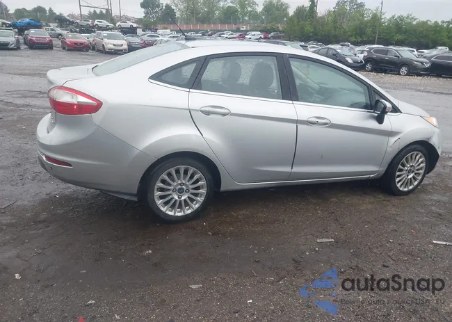 3FADP4CJ1EM206947: 42229996