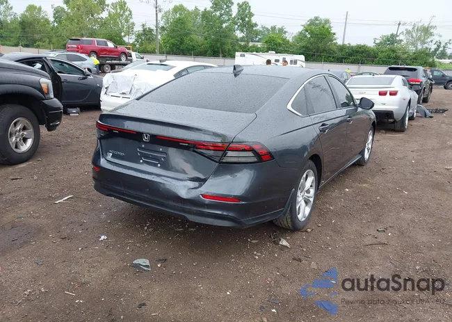 1HGCY1F28RA056555: 42230016