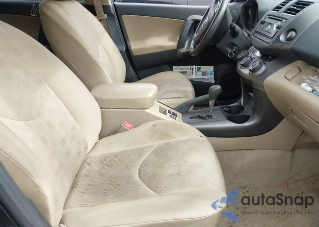 2T3BF4DV4CW218138: 42230045