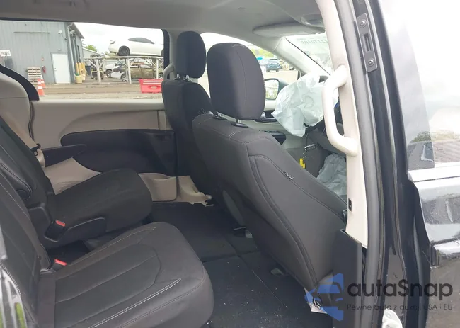 2C4RC1CG1PR525291: 42230105