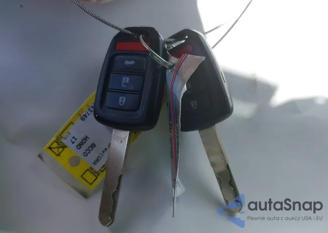 1HGCR2F56HA043749: 42230126