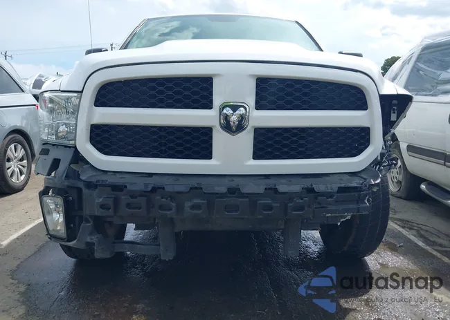 1C6RR7FT2JS215822: 42230232