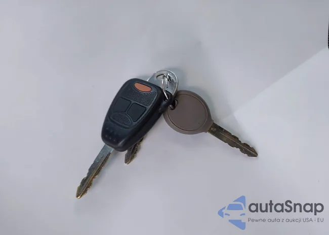 1B3HB78K78D656889: 42231395