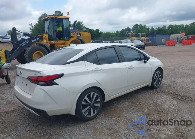 3N1CN8FV6LL901769: 42231464