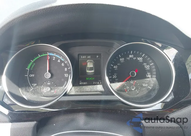 3VW637AJ9GM418529: 42231478