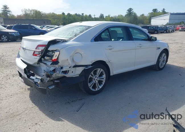 1FAHP2E82EG116510: 42231520