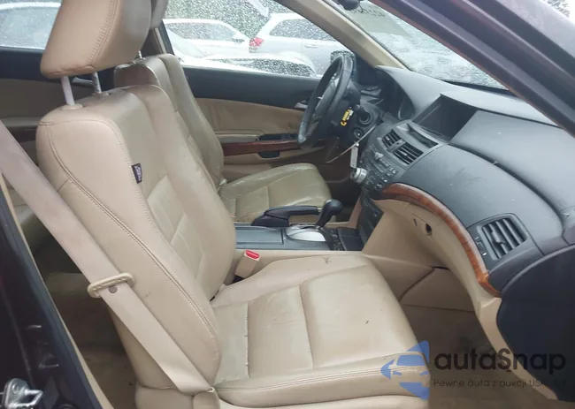 1HGCP2F89CA112832: 42231593