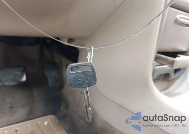 2T1BR12E9XC204275: 42231622