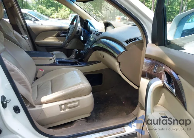 2HNYD2H61BH529655: 42231664