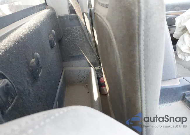 3C6MR5AJ6HG537577: 42231677