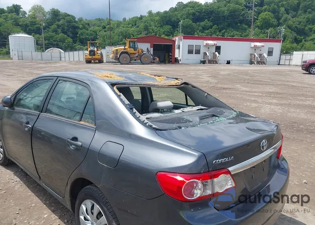 2T1BU4EE5CC901044: 42231753