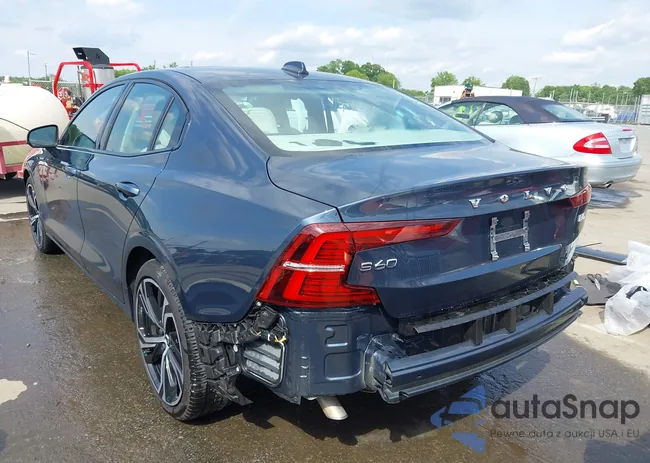 7JRL12FL9RG294057: 42231808