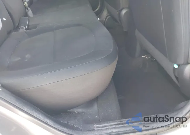 KNDJN2A29F7226703: 42231876