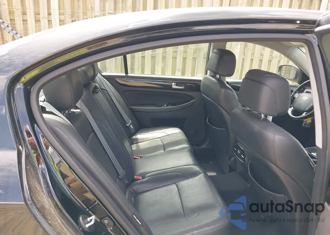 KMHGC4DDXCU181420: 42231906