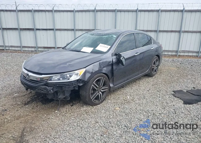 1HGCR2F1XHA075066: 42231018