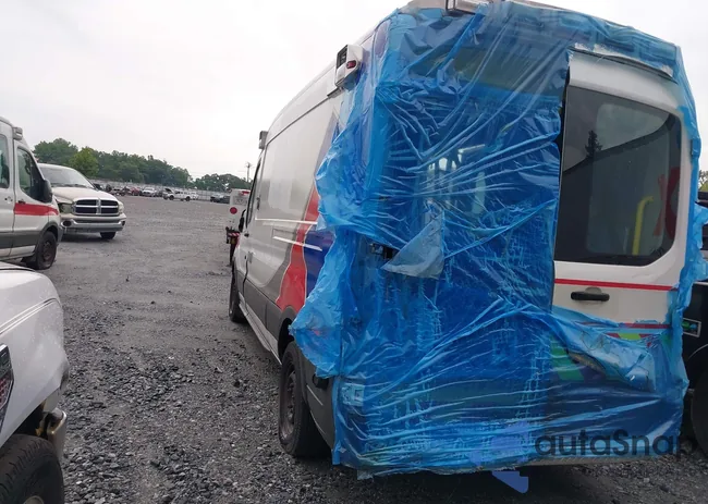 1FDYR2CM7HKA37738: 42231310