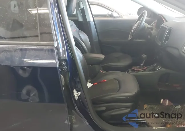 3C4NJDDBXJT174653: 42232420