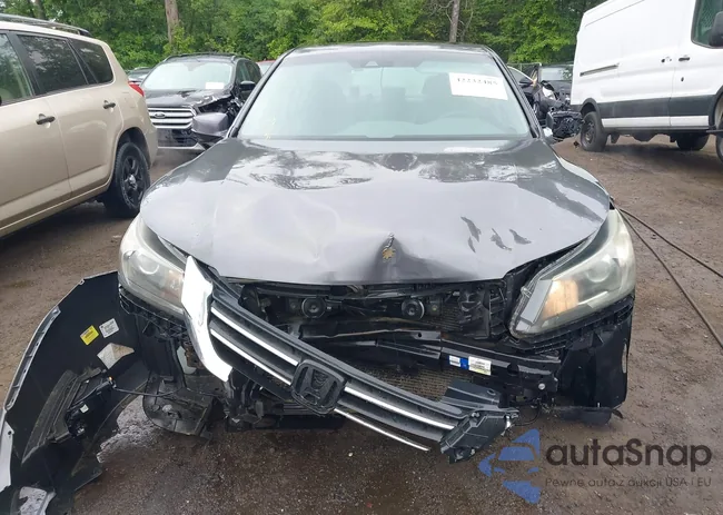 1HGCR2F88EA177474: 42232485