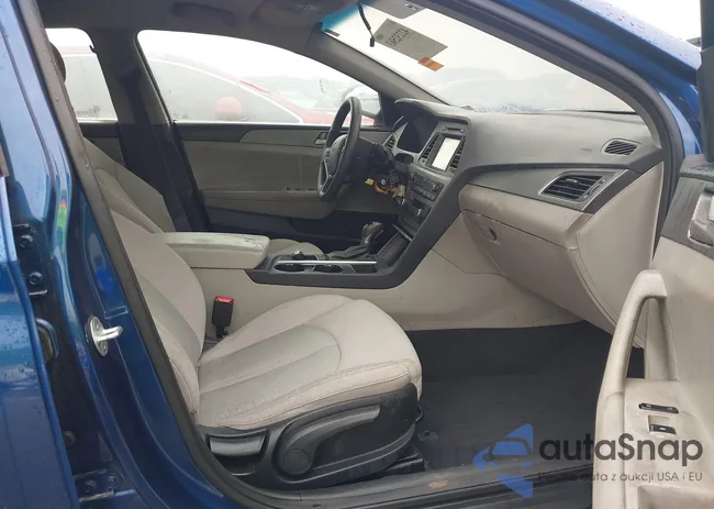 5NPE24AF0GH325822: 42232563