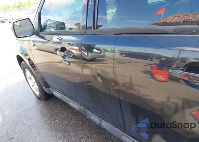 1FMCU0E76AKC59116: 42232660