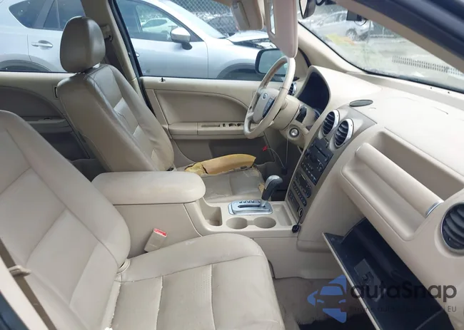 1FMZK02185GA06274: 42232701