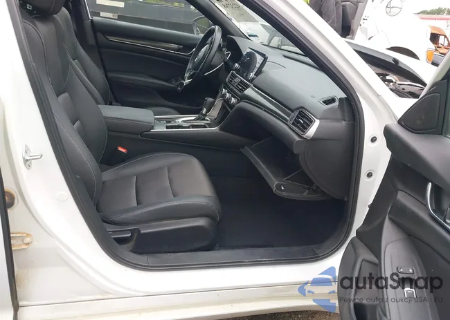 1HGCV1F34NA049470: 42232748