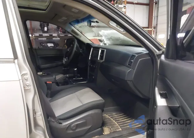 1J8GR48K09C549249: 42232864