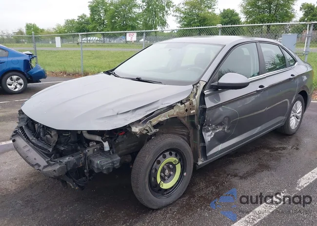 3VWN57BU0KM049776: 42232898