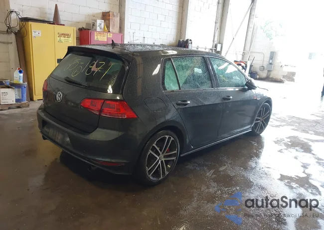 3VW547AU0HM044669: 42231992