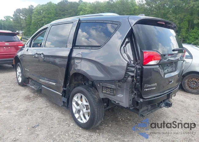 2C4RC1EG0KR652409: 42232161