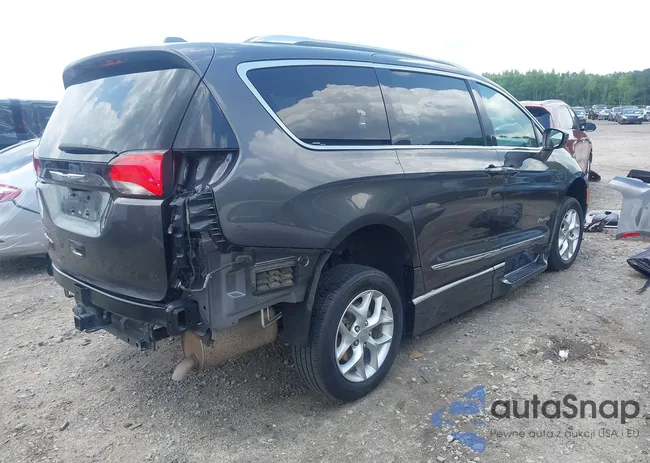 2C4RC1EG0KR652409: 42232161