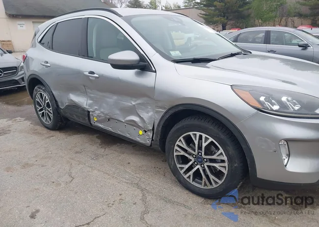 1FMCU9H61MUA02574: 42232363