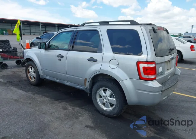 1FMCU0D74BKB47384: 42233481