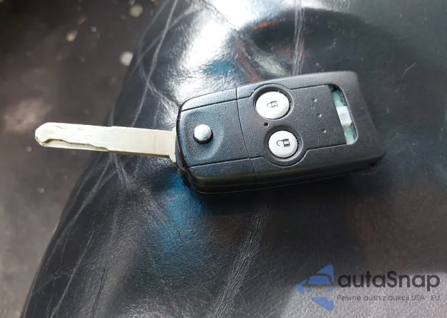 2HNYD28239H524643: 42233522