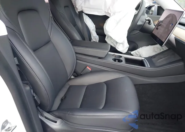 5YJYGDEE2MF200315: 42233599