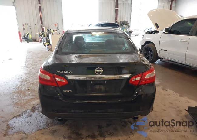 1N4AL3AP1HC226332: 42233617