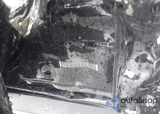 KNDPU3AF1P7033744: 42233732